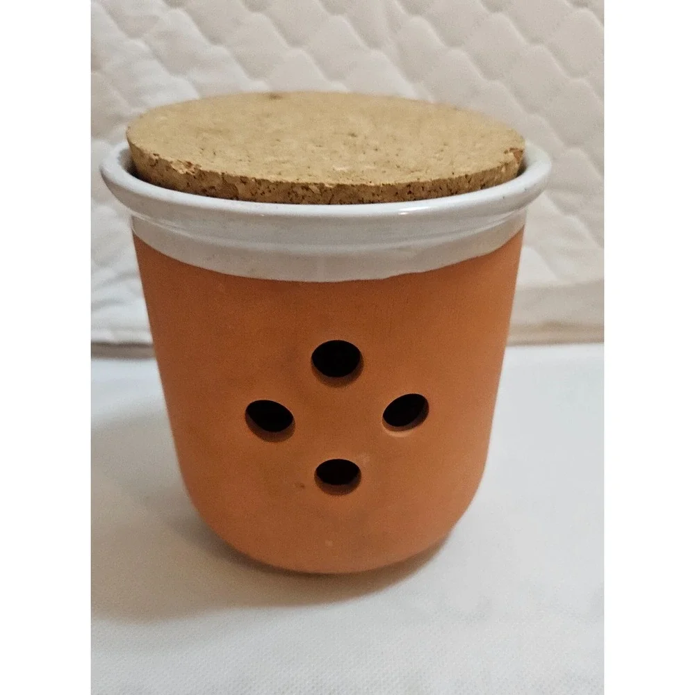 Terracotta Garlic‎ Keeper Storage Container with Cork Lid Kitchen Decor